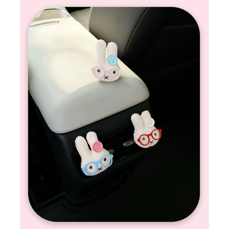 Gözlüklü Sevimli Tavşan Araba  - Car Air Freshener Vent incelemesi ve fiyatı